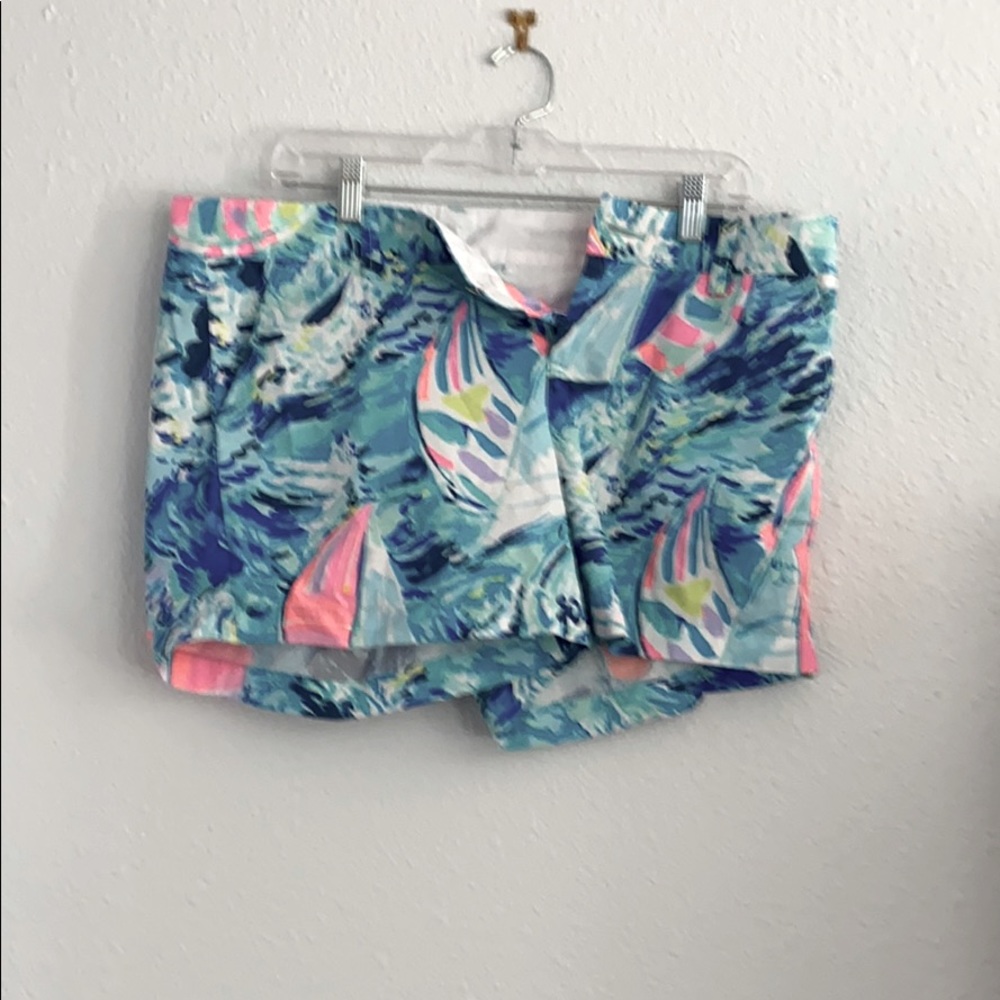 Lily Pulitzer Callahan Shorts size 12 5” inseam